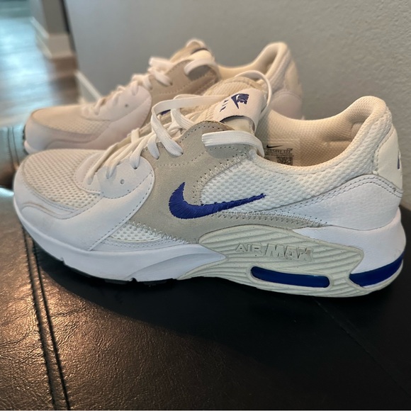 Nike Air Max - Picture 2 of 4